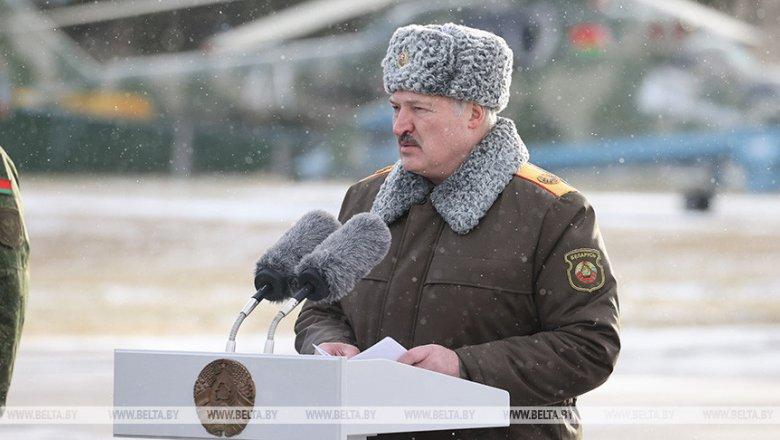 Photo of “Əsas məqsəd rəngli inqilabın qarşısını almaq idi…” – Lukaşenko KTMT-nin siyasi jandarm rolu oynadığını etiraf etdi